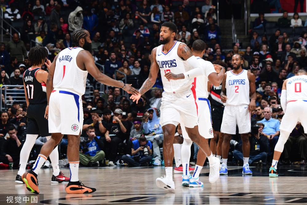 队变得更加 队变得更加